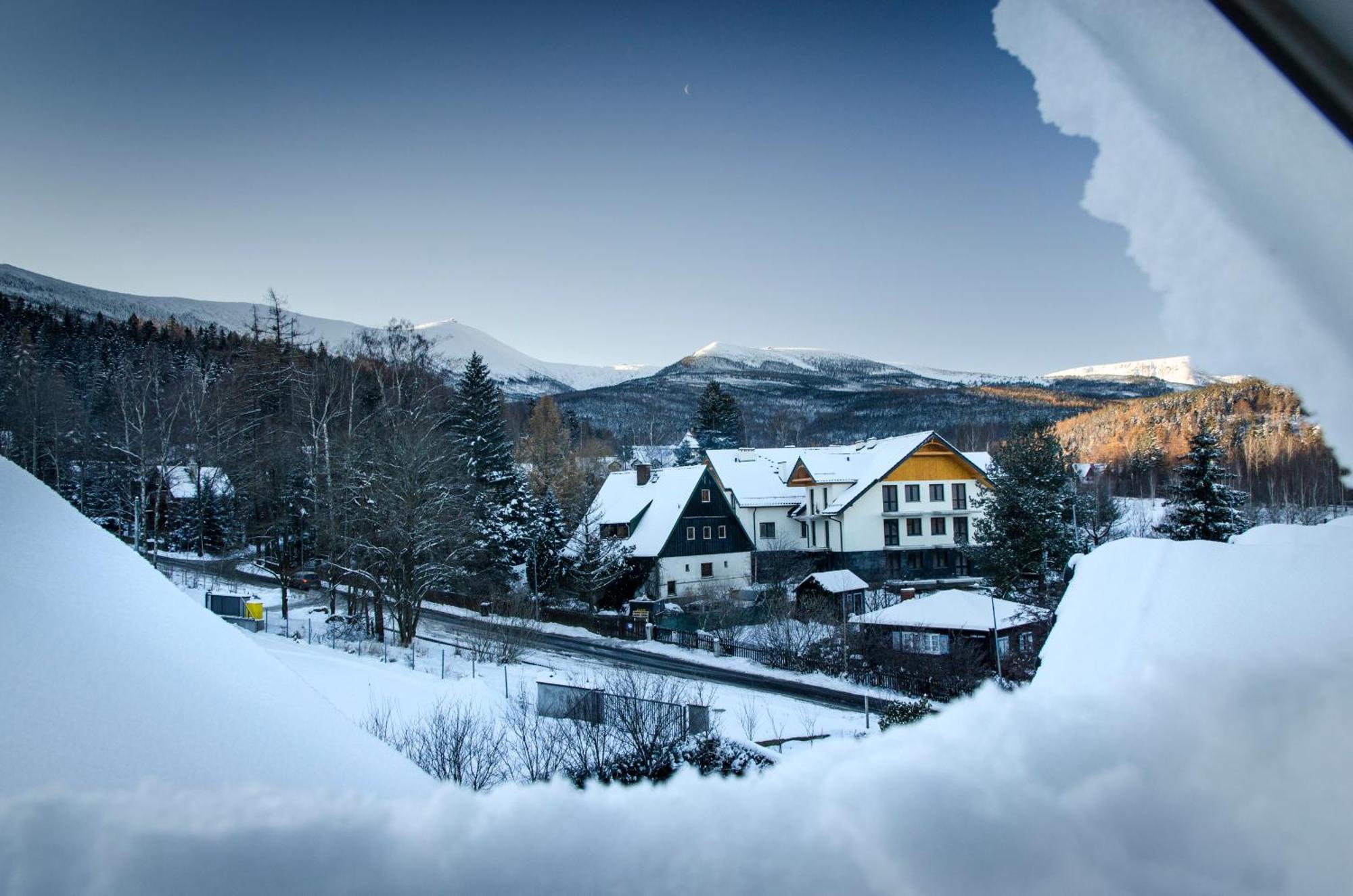 Karkonoskie Widoki Apartamenty Karpacz Buitenkant foto