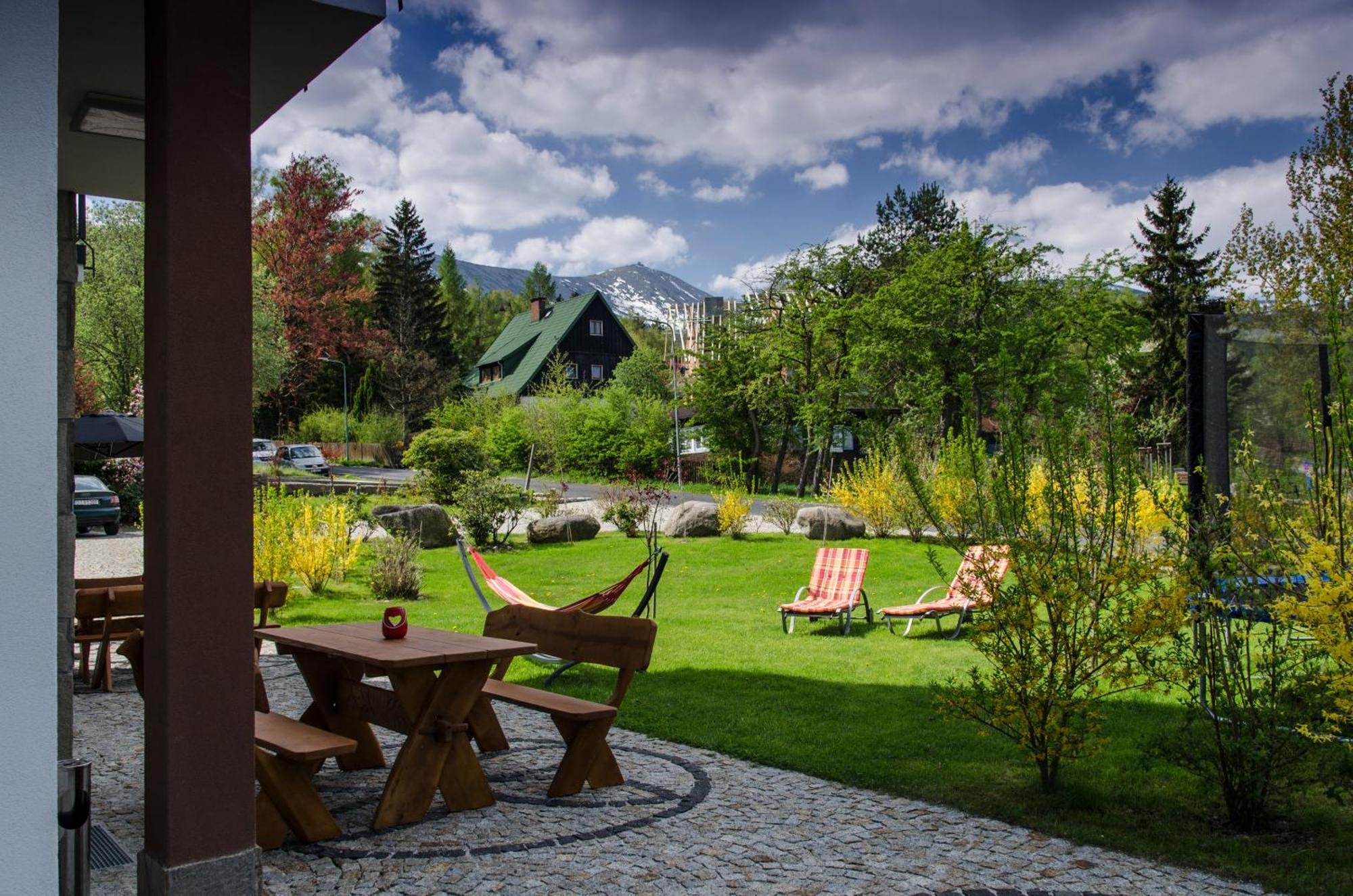 Karkonoskie Widoki Apartamenty Karpacz Buitenkant foto