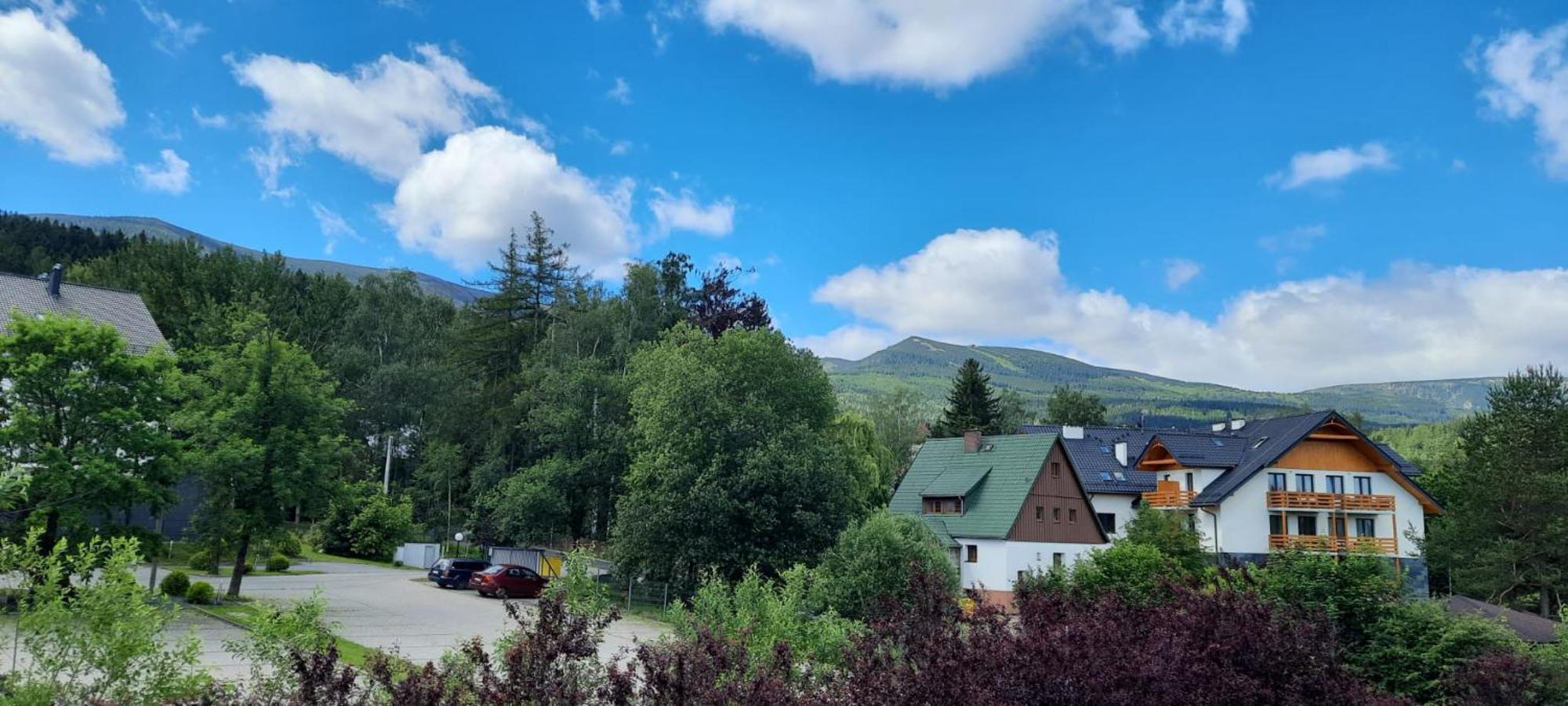 Karkonoskie Widoki Apartamenty Karpacz Buitenkant foto